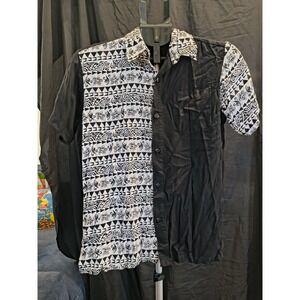 Da Edge L/12 Back And White Color Block Button Up Women's Short Sleeve Rayon